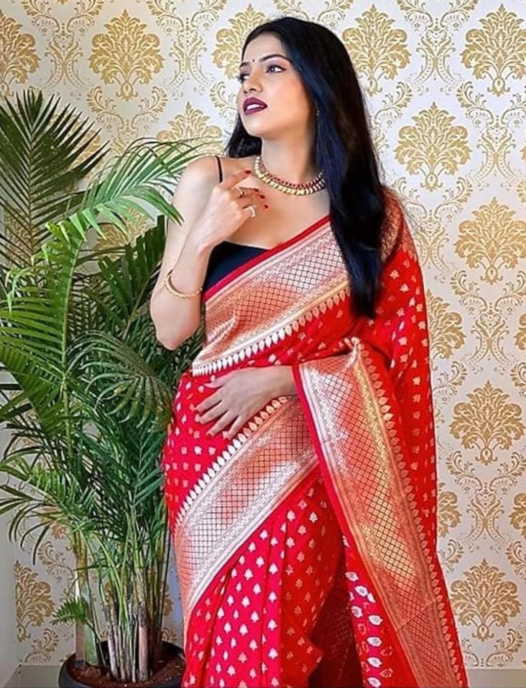 Thulzi Traders Banarasi Silk